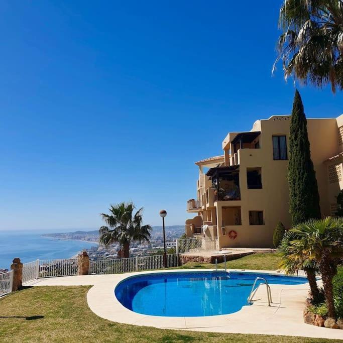 Apartment New Alquibla Gardens, Terrace & Pool Benalmádena